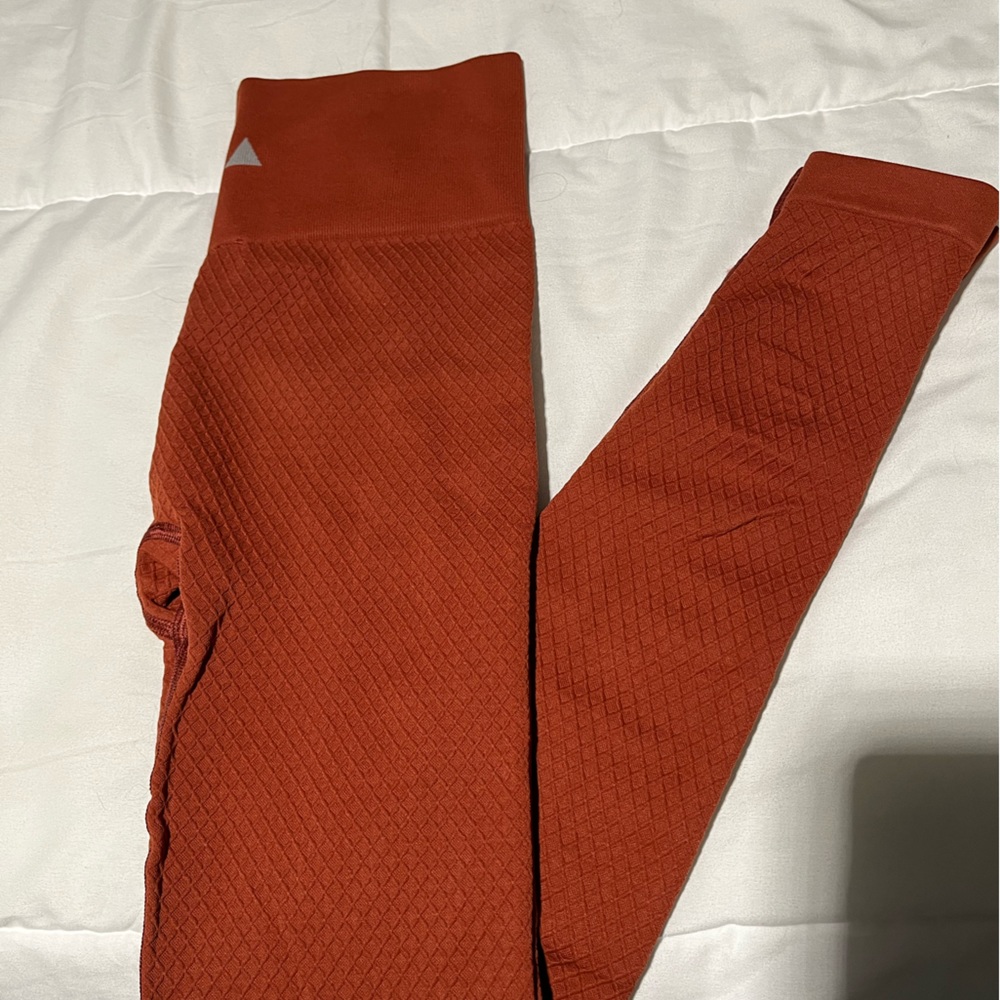 NEW Balance Athletica (Vitality) Orange Ascend Legging